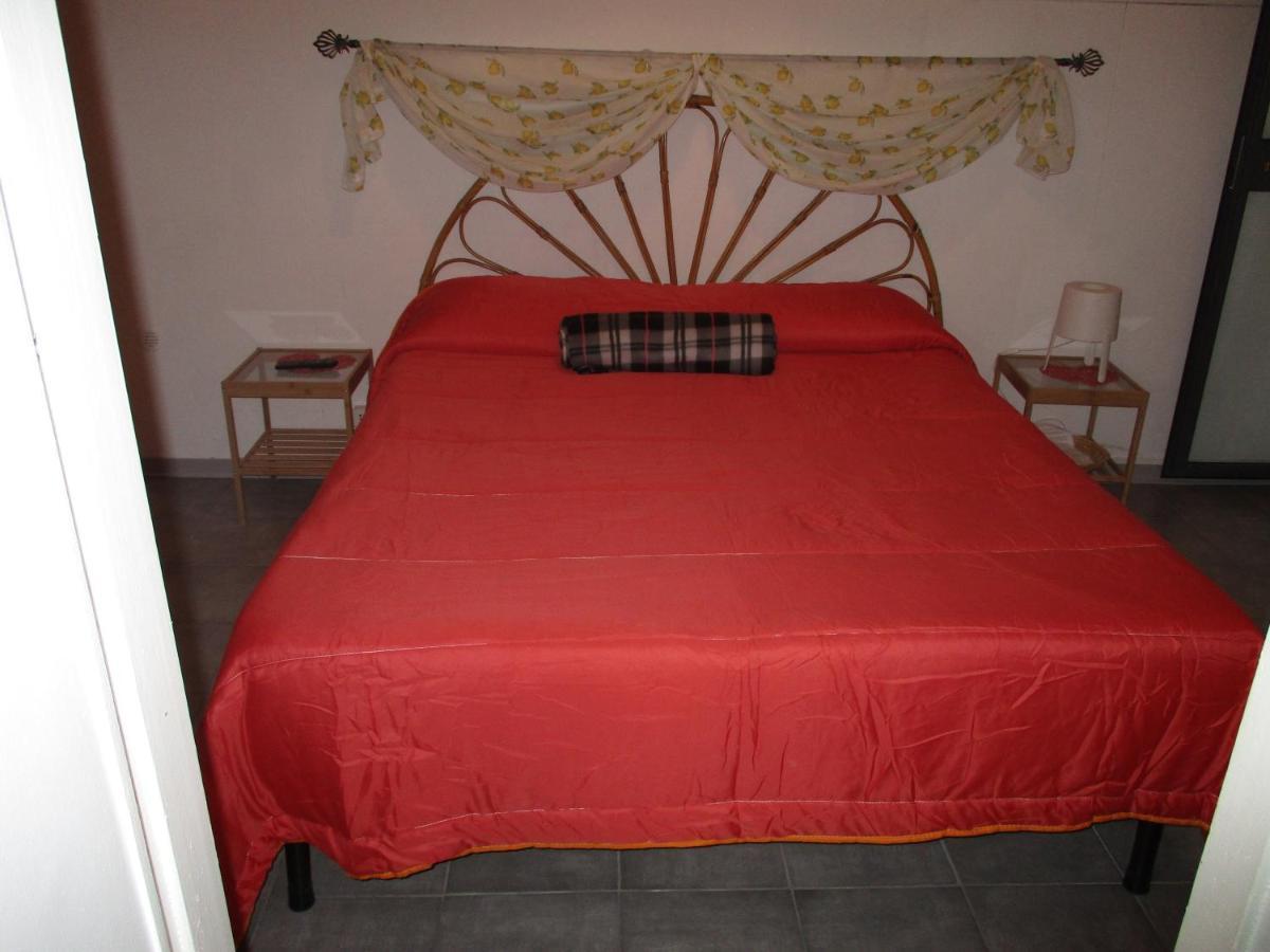 Bed and Breakfast Palazzo Ruisi à Scordia Extérieur photo